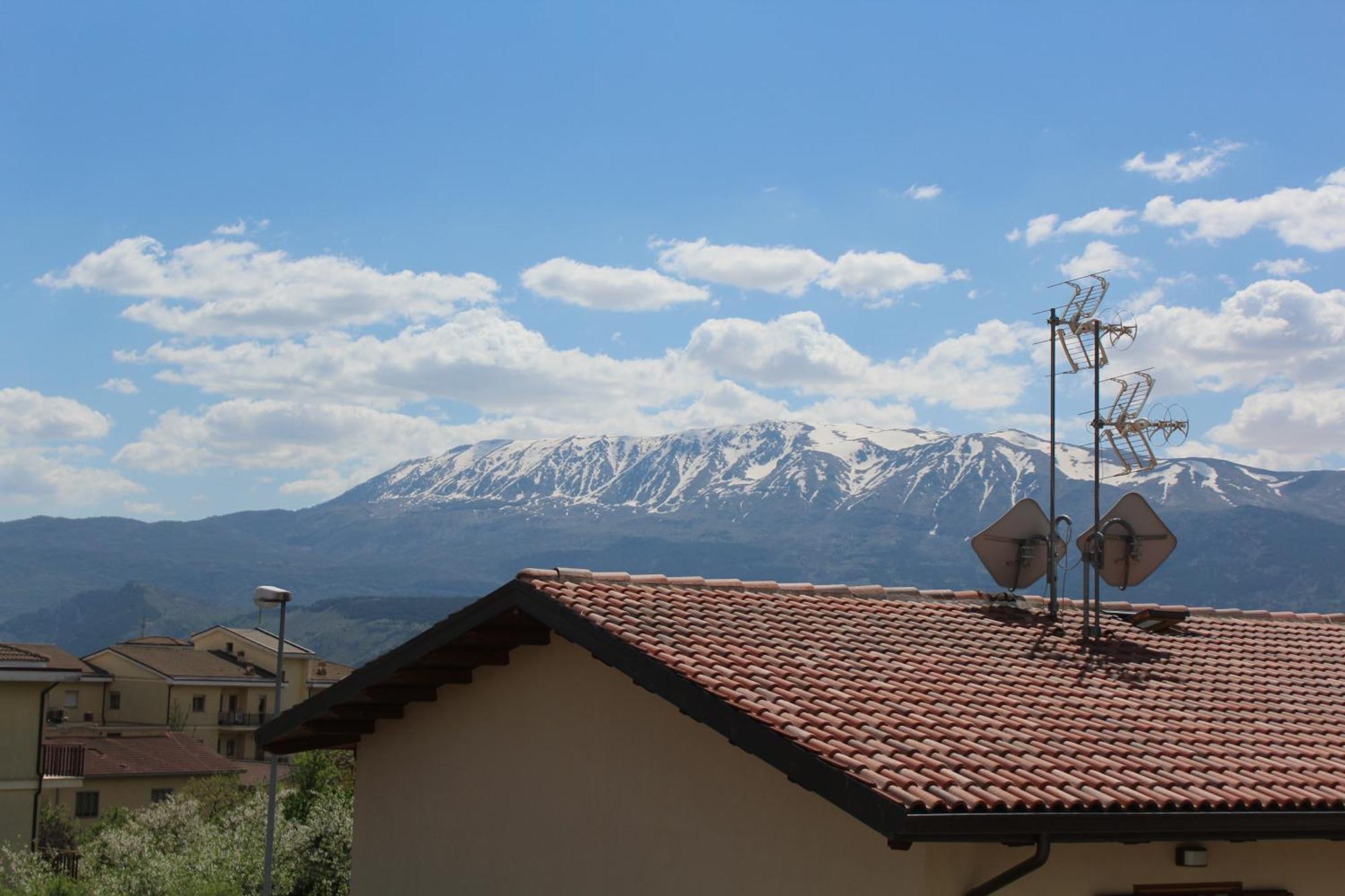 La Nuova Dimora B&B LʼAquila Exterior foto